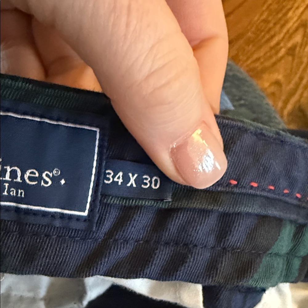 Vineyard Vines Men's Blue and Green Striped Chinos Blackwatch Plaid - Picture 6 of 15
